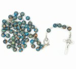 Różaniec z krzyżem Benedykta - turkus afrykański